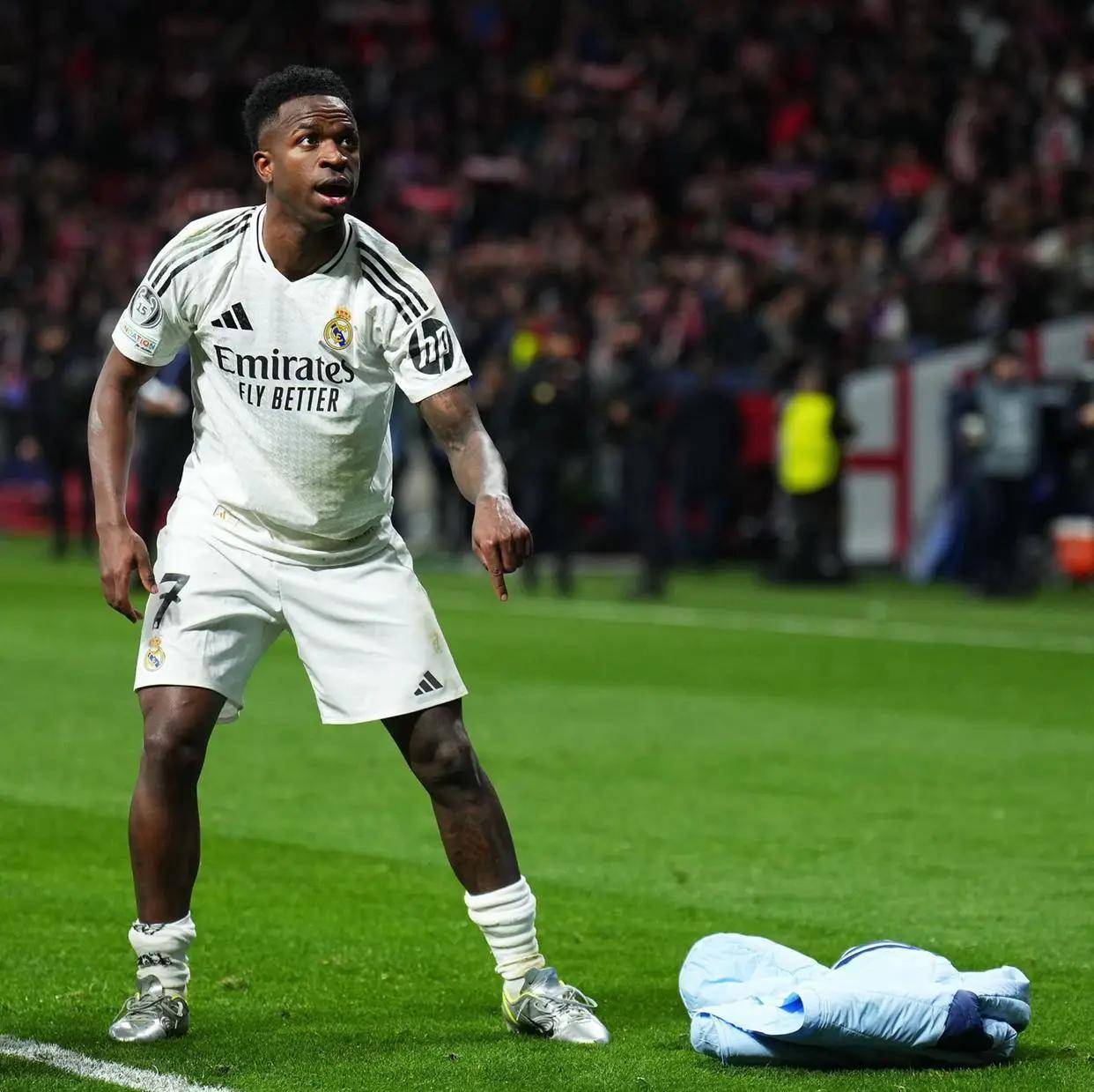 Uzi官方宣布战术调整新规，皇家马德里引发争议！的简单介绍